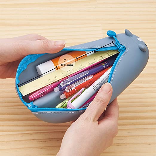 Punilabo Lying Down Zipper Pouch